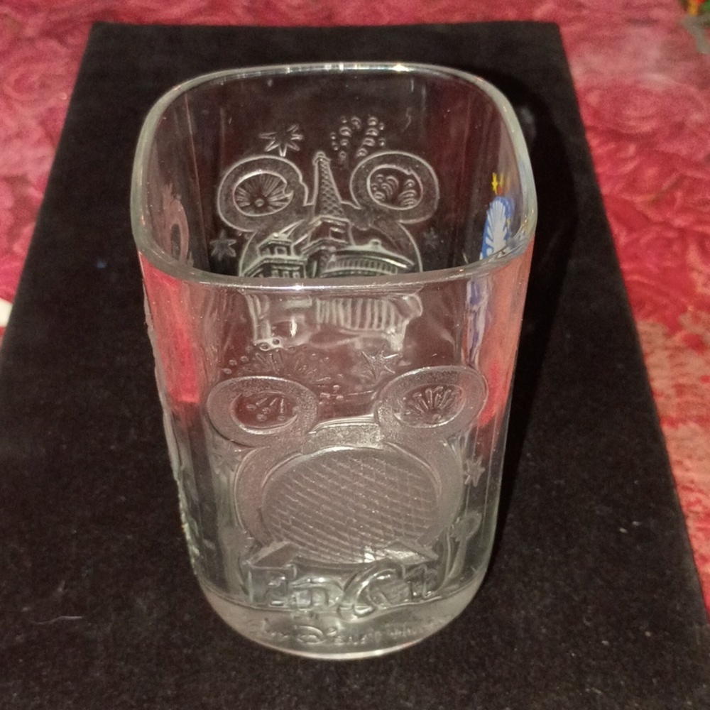 Disney Sorcerer Mickey Glass with Blue and Red Accents ( Disney Epcot) - Picture 3 of 6